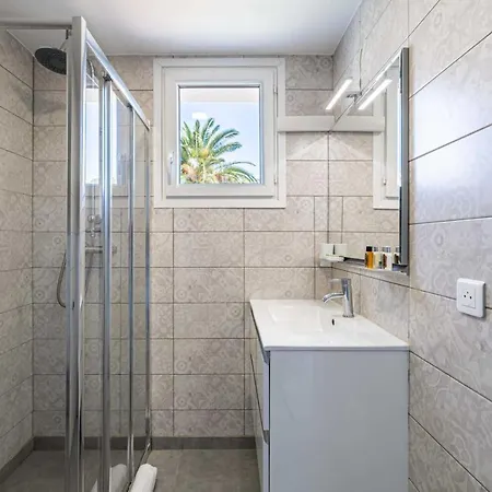 Splendid Flat Centre With Parking And Swimming Pool - 2br6p * Saint-Tropez