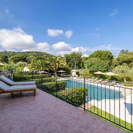 Splendid Flat Centre With Parking And Swimming Pool - 2br6p *